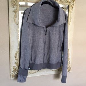 Lululemon “Be Present” jacket. NWOT. Gray. Size 12